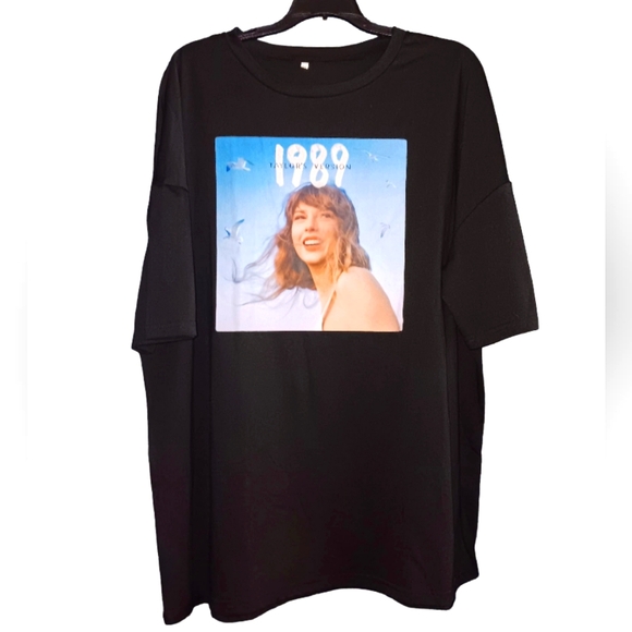 Taylor Swift Tops - RARE NWOT Unisex  1989 Taylor's Version XL Black Graphic T-Shirt
